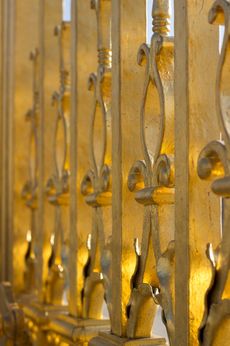 versailles-gilded-fence